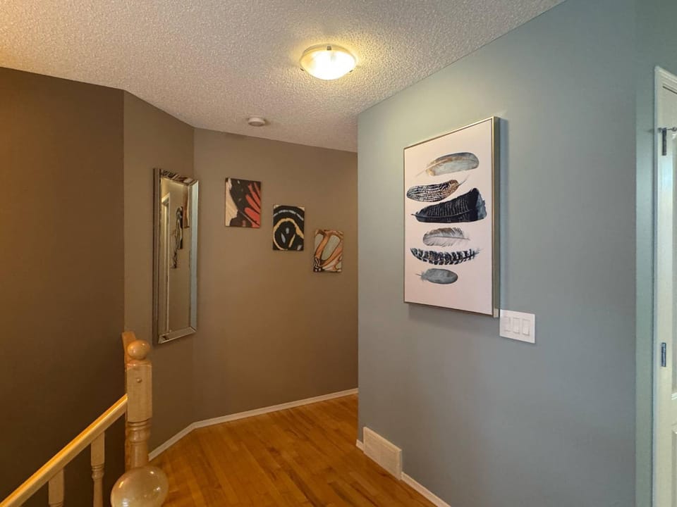 Heavenly Cozy Place Inc House in Airdrie