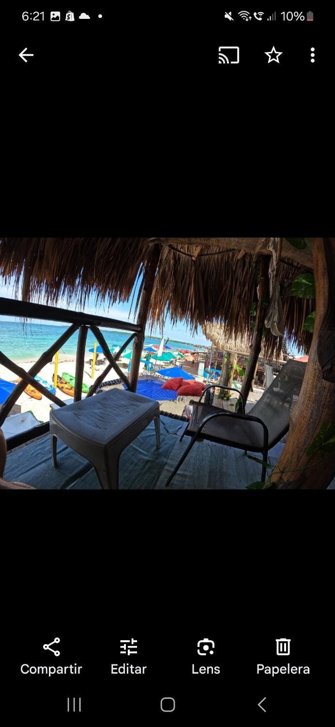 Hostal Ananda Bed and Breakfast in Bolivar