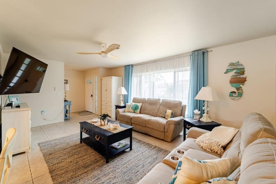 Peaceful Pool Ocean Access Home Pets Welcome House in South Gulf Cove