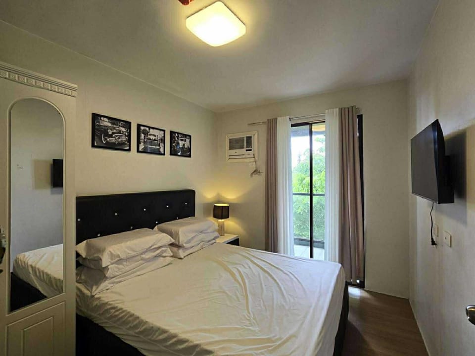 2BR FAMILY AFFORD STAYCATION TAGAYTAy Apartment in Tagaytay