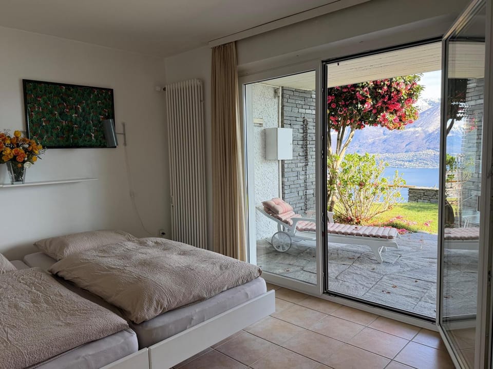 Casa Rocca Nera by HolAp House in Ascona
