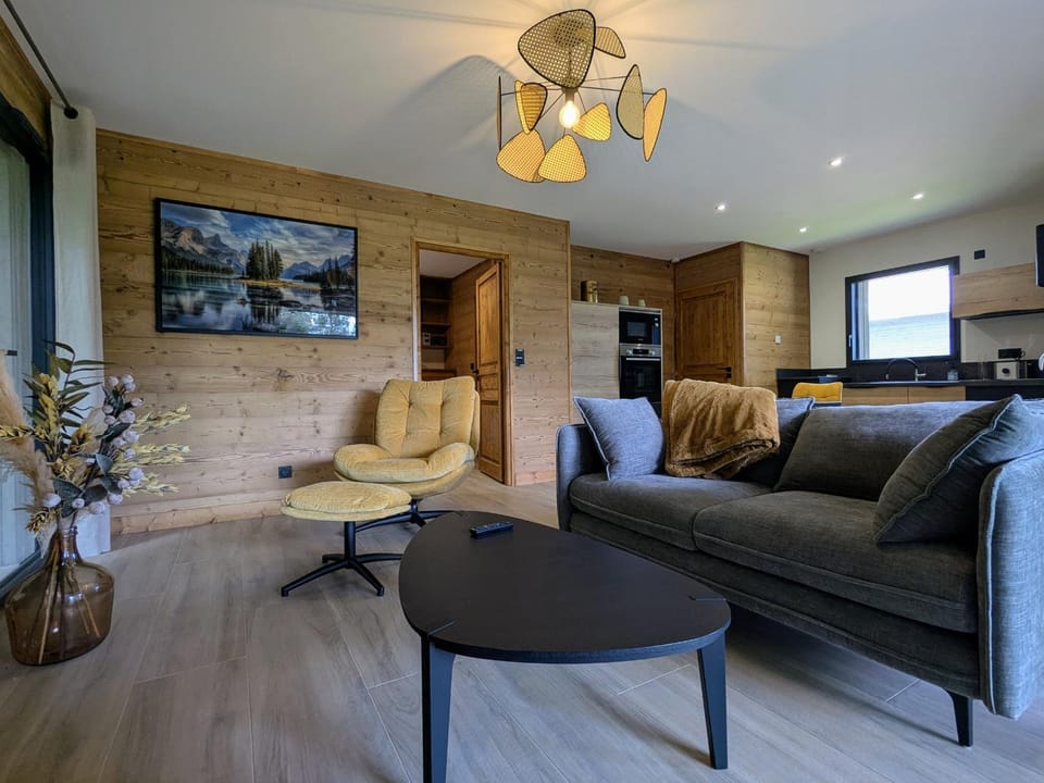 Lodge élégant avec spa privatif et espace bien-être - FR-1-582-530 House in Provence