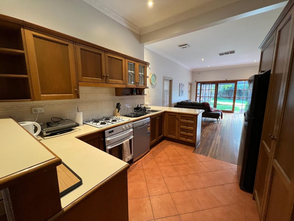 Kitchen or kitchenette, Kitchen or kitchenette, dishwasher, stove, toaster