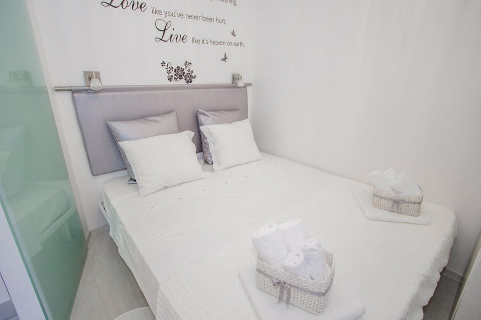 Property building, Bedroom