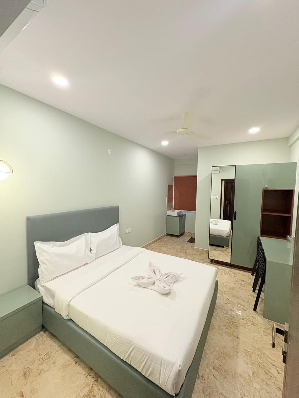 Bed, Bedroom