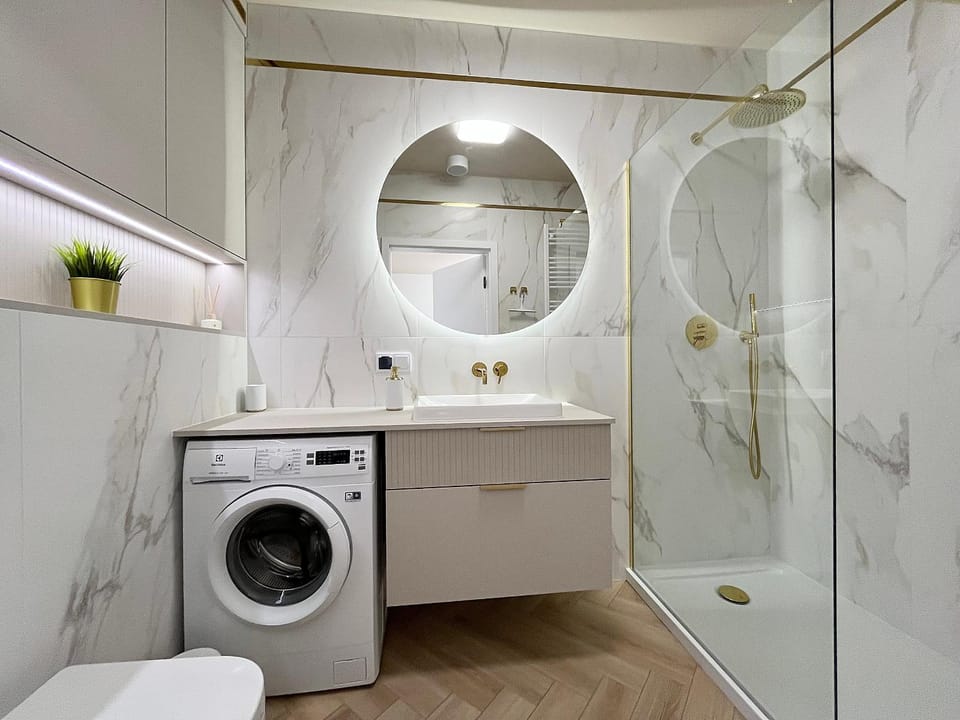 Shower, Toilet, Bathroom, washing machine