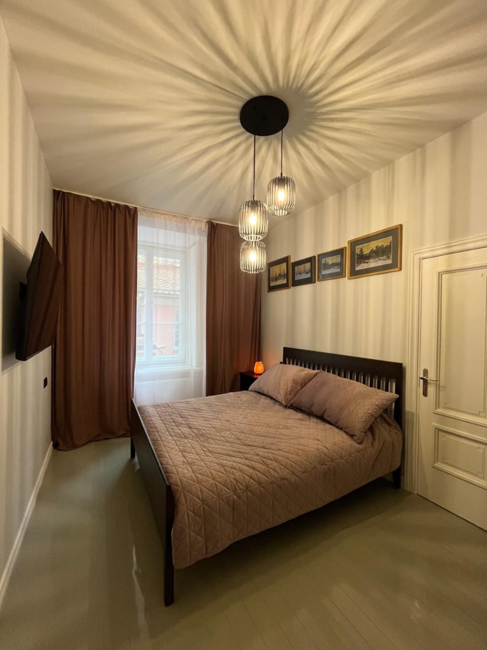 Old Town Art House Apartment in Riga