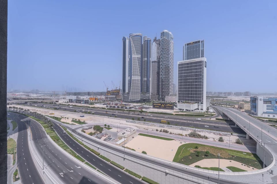 StayShort - Studio in 15 Northside Sleeps 2 with City Views Apartment in Dubai
