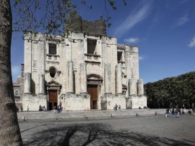 Monasterium Suite Apartment in Catania