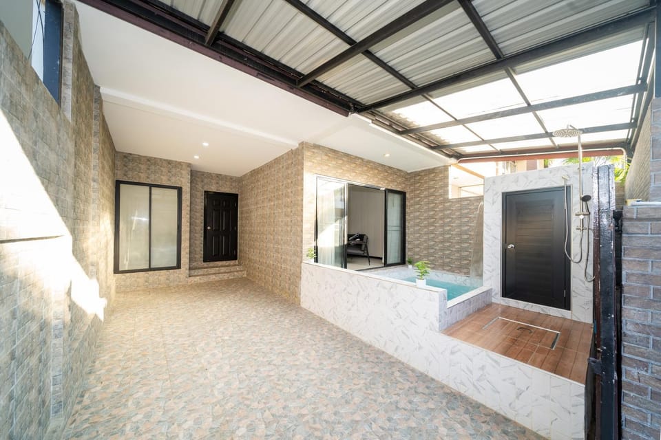 Laguna Townhouse with private pool, Bang Tao Beach Villa in Choeng Thale