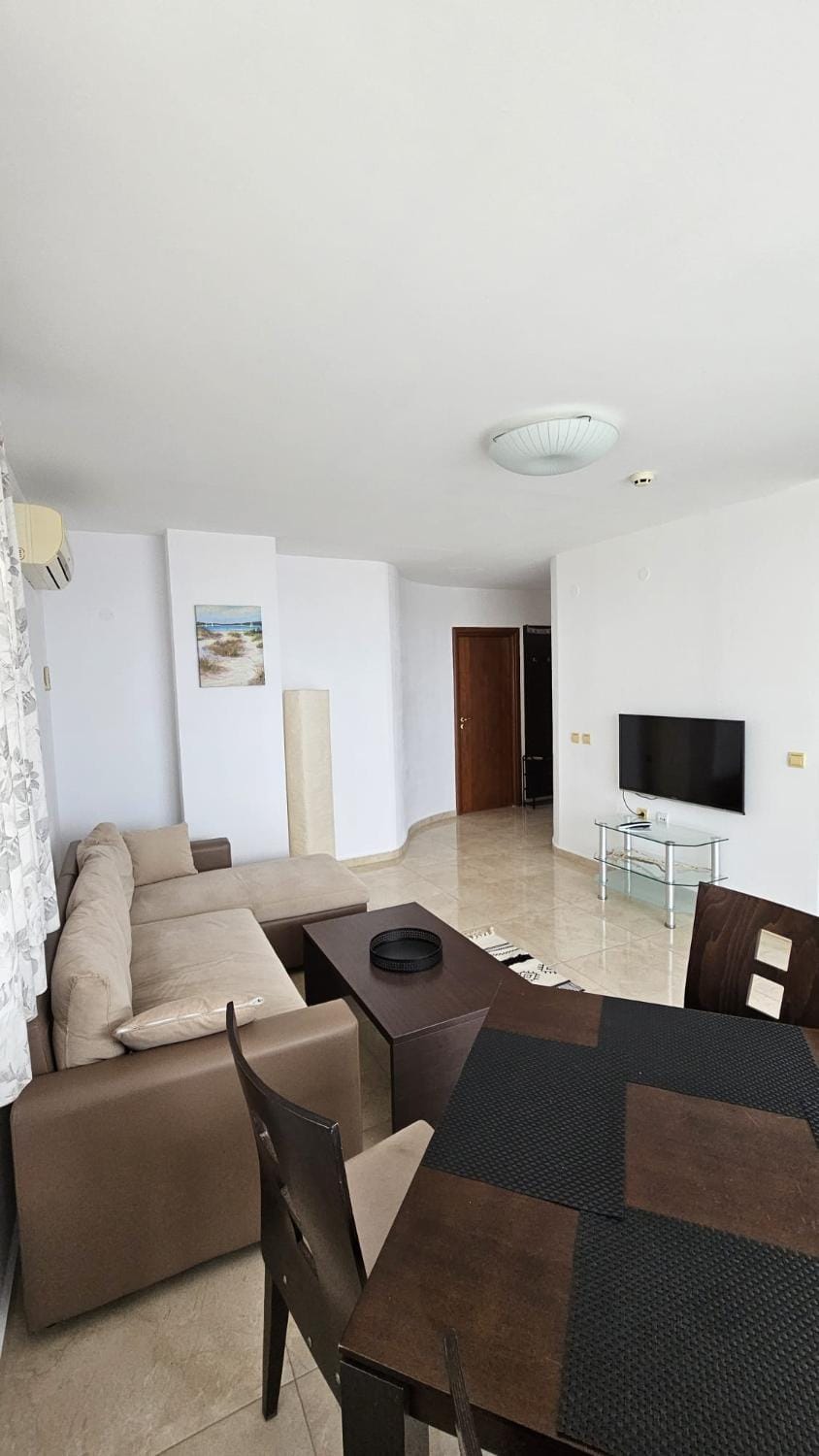 TV and multimedia, Living room, Dining area