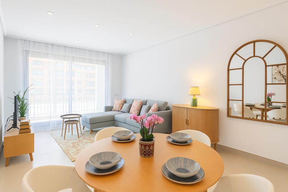 Living room, Dining area