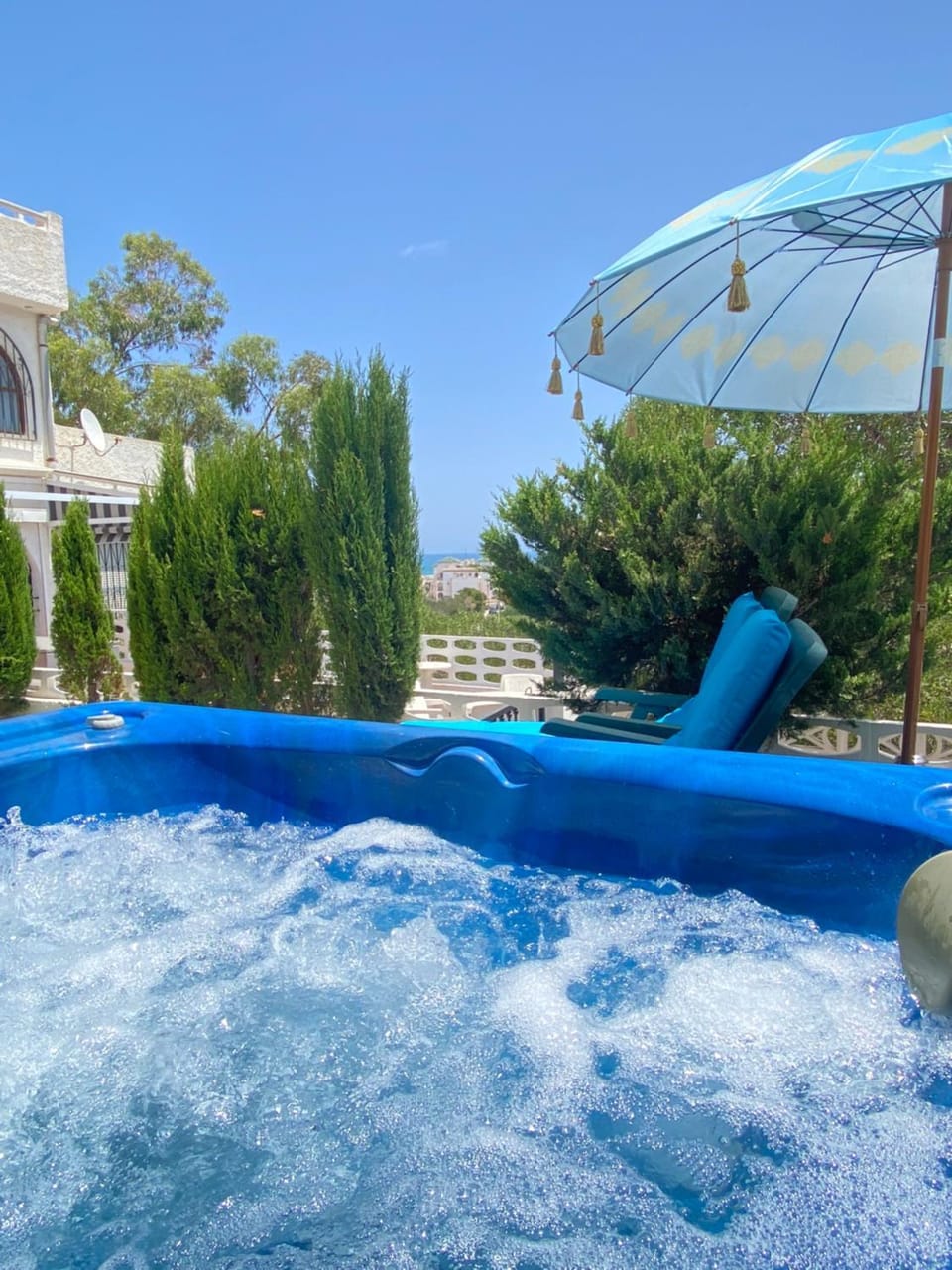 Natural landscape, Garden, Hot Tub