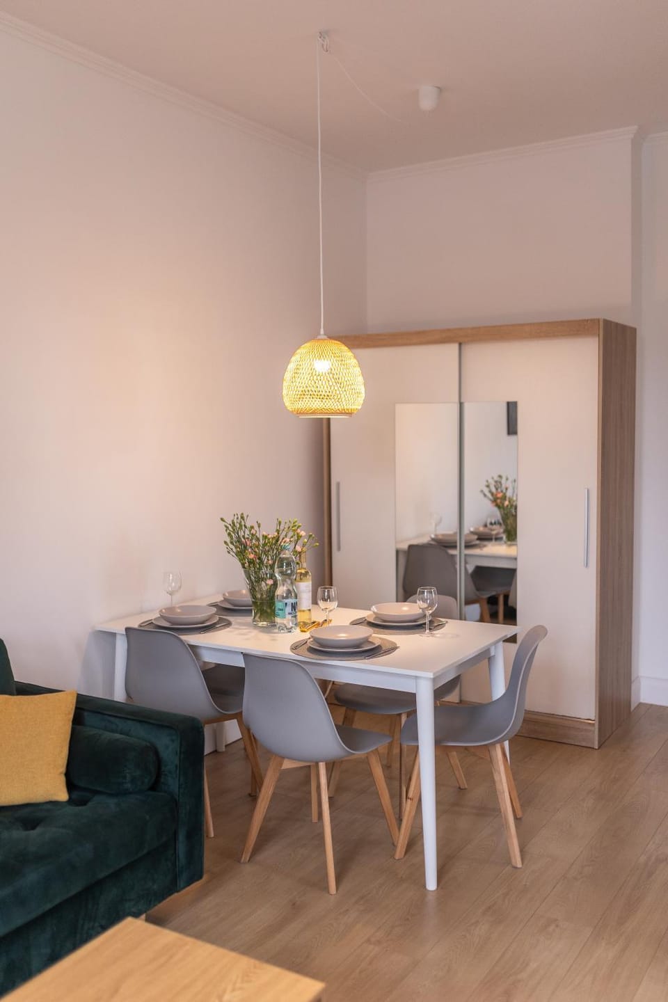 Kitchen or kitchenette, Living room, Seating area, Dining area, wardrobe