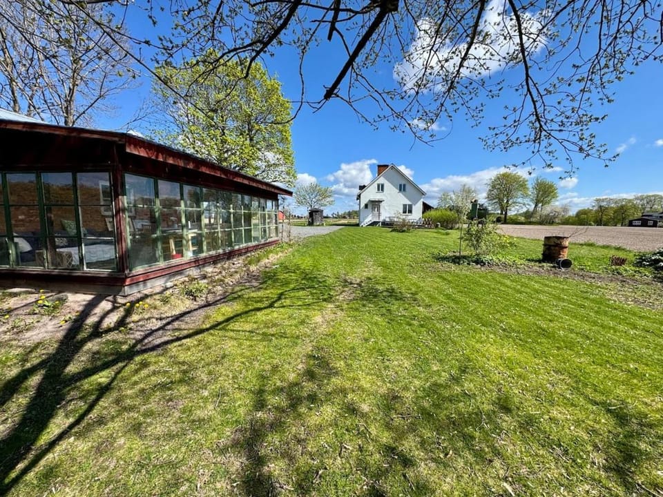 Cosy Home with River Views, Sauna & Gym Villa in Sweden