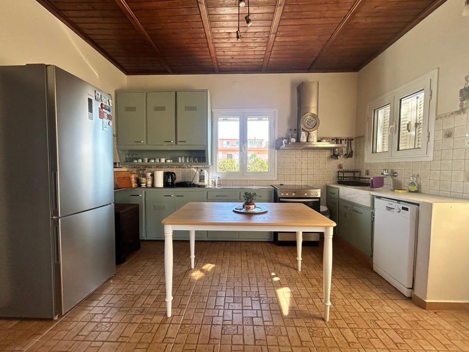 Pistachio House House in Argolis, Greece