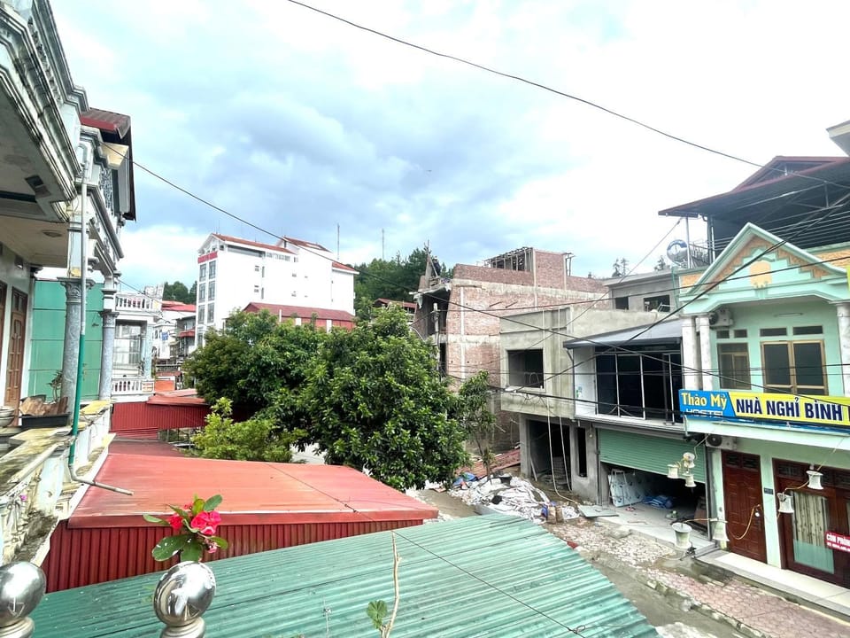 Neighbourhood, City view