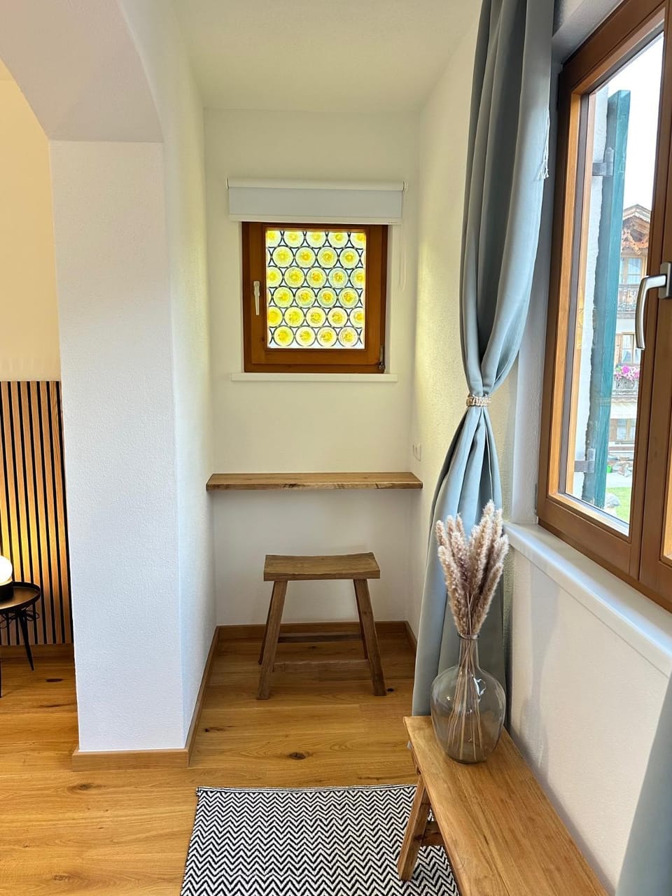Seating area, Bedroom