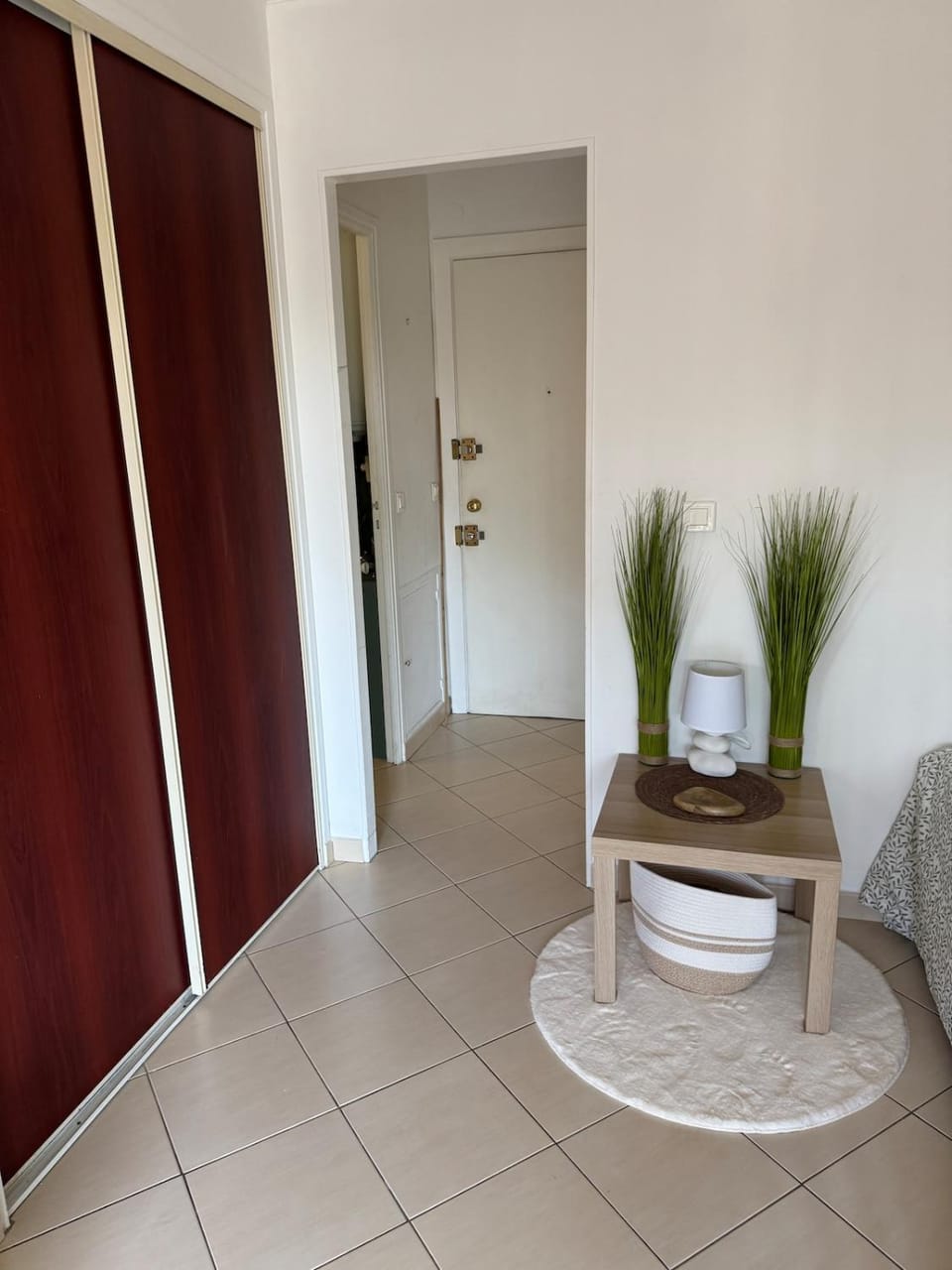 Studio proche de la mer, piscine, climatisation et wifi Apartment in Mandelieu-La Napoule