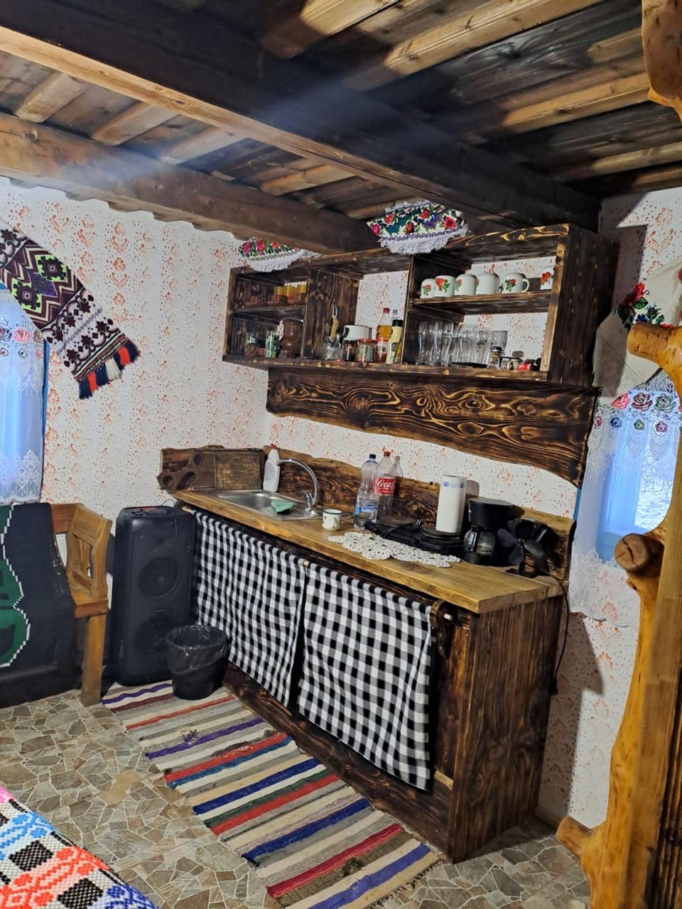 Casuta din padure House in Romania