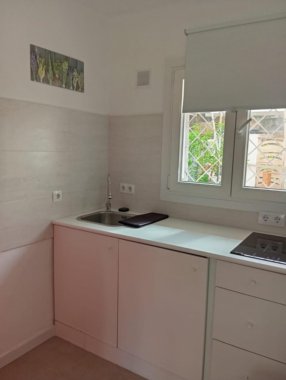 Kitchen or kitchenette, stove