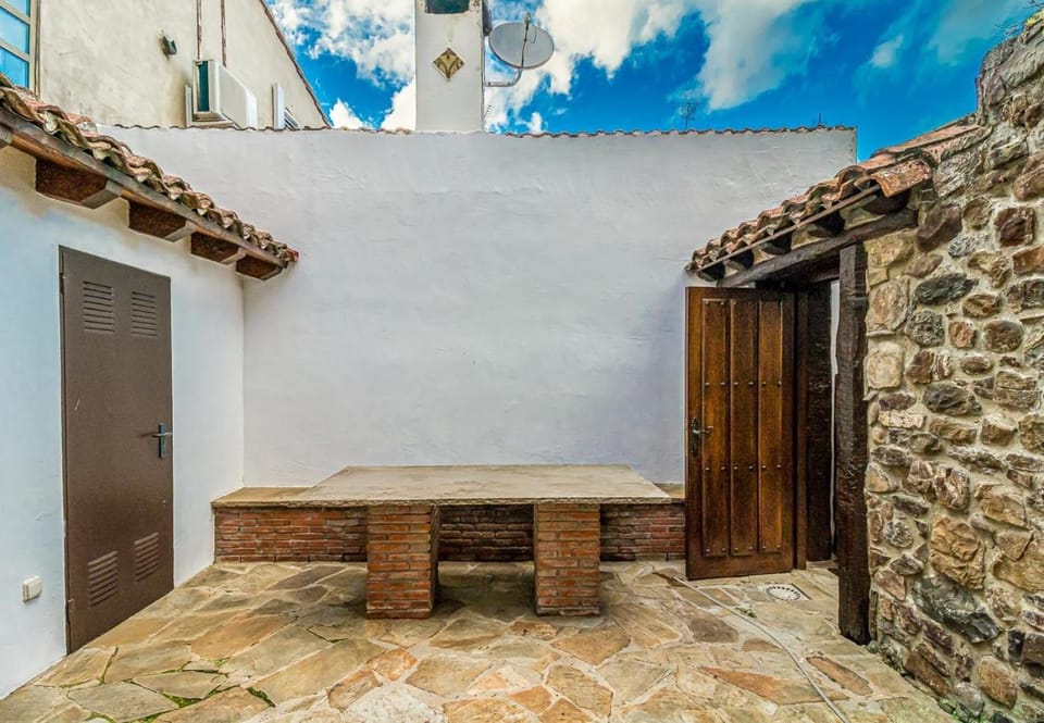 Property building, Patio