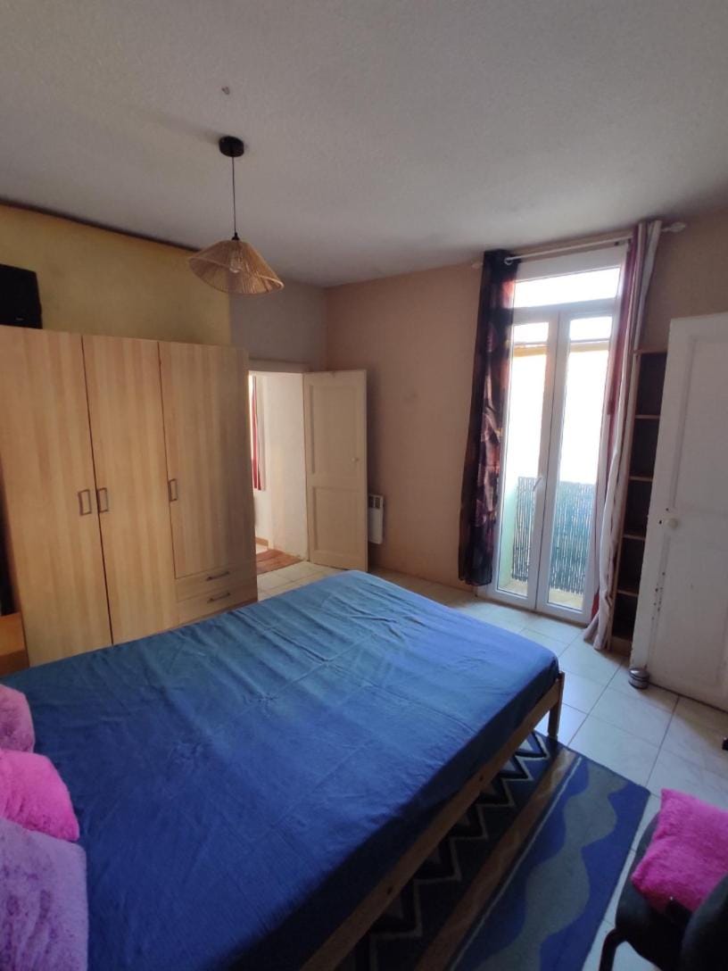 T2 sur la place du village proche Mer et Montpellier Apartment in Saint-Jean-de-Védas