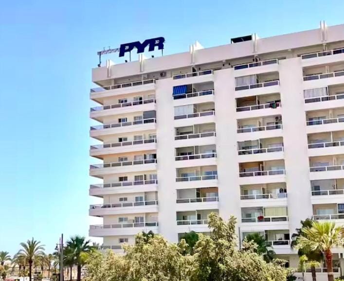 Hotel Apartamentos Fuengirola private studio Hotel in Fuengirola