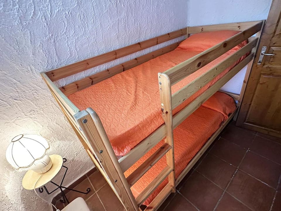 App C163 con Terrazza a Sottotorre , Calasetta Apartment in Calasetta