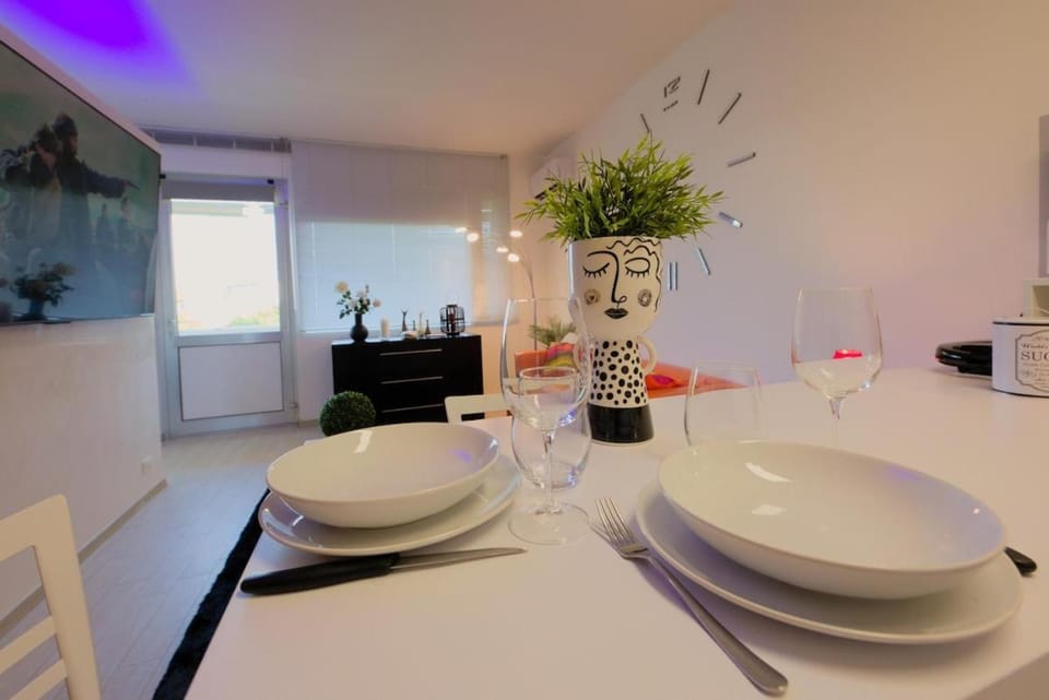 Bilocale Luxury fronte Ospedale Apartment in Friuli-Venezia Giulia