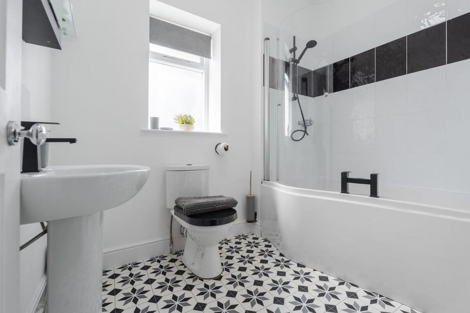 Modern unique duplex apartment in town centre Apartment in Lytham St Annes