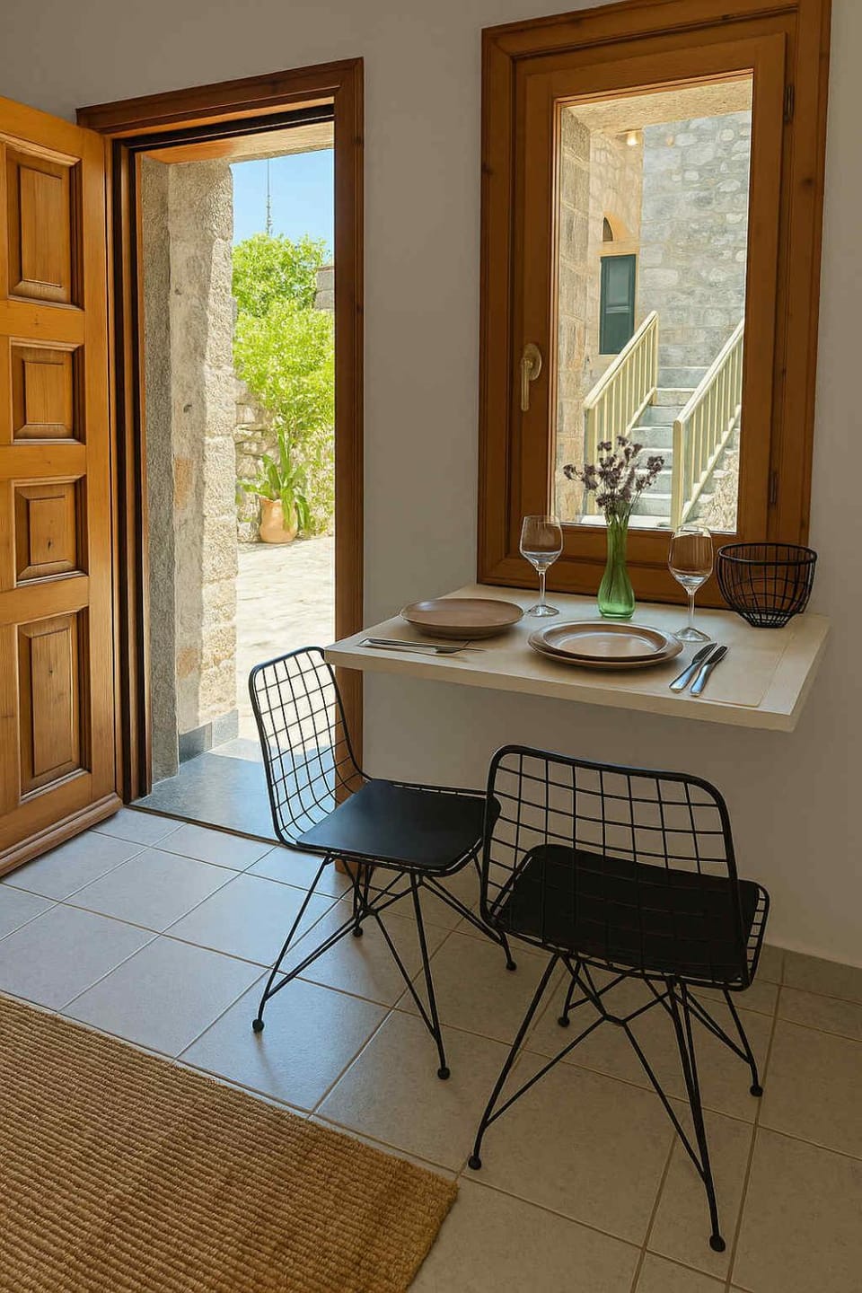 View (from property/room), Seating area, Dining area