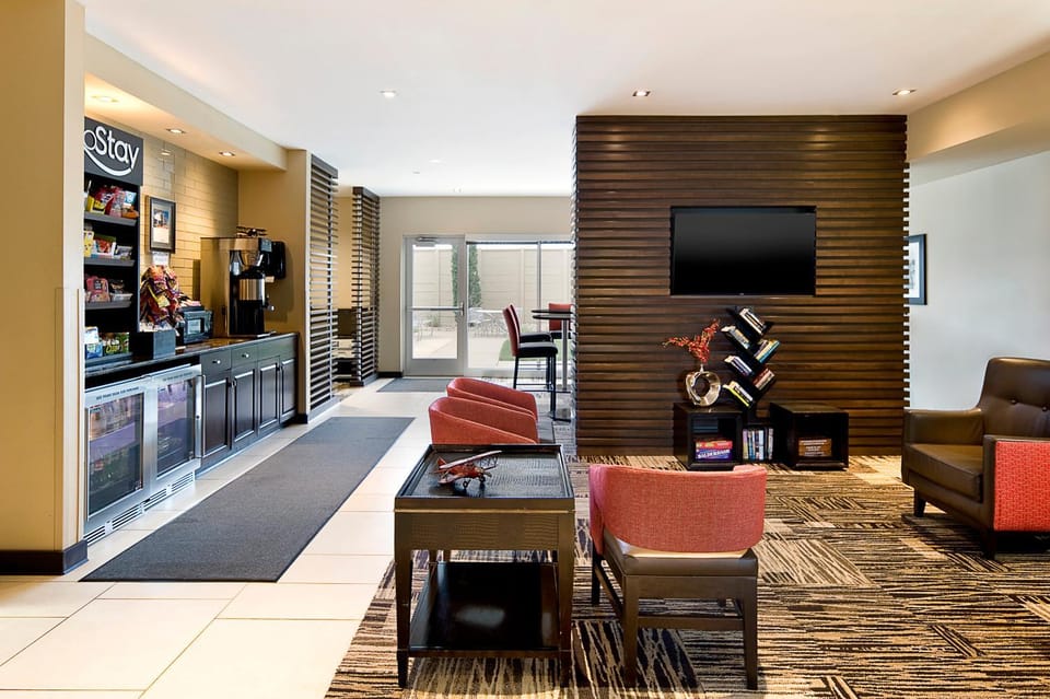 Lobby or reception, Seating area, Breakfast