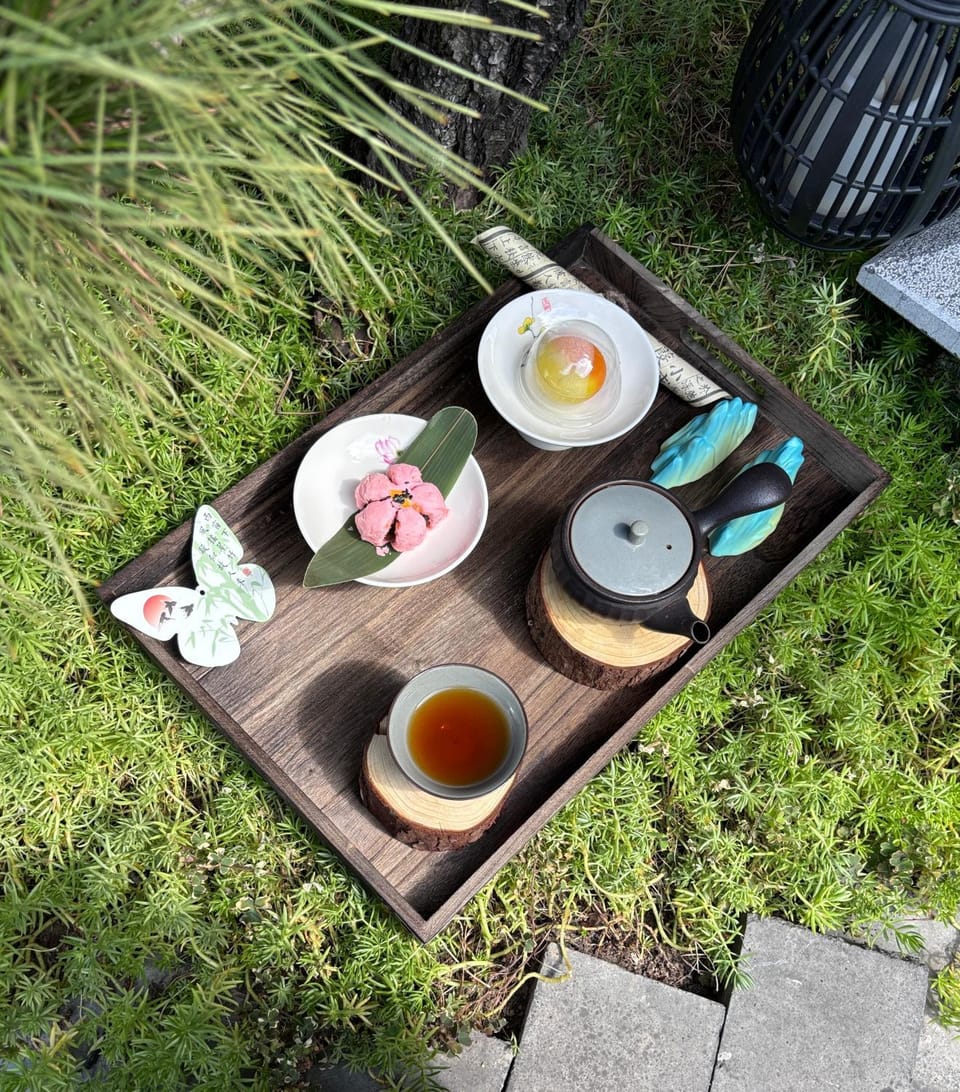 Restaurant/places to eat, Food and drinks