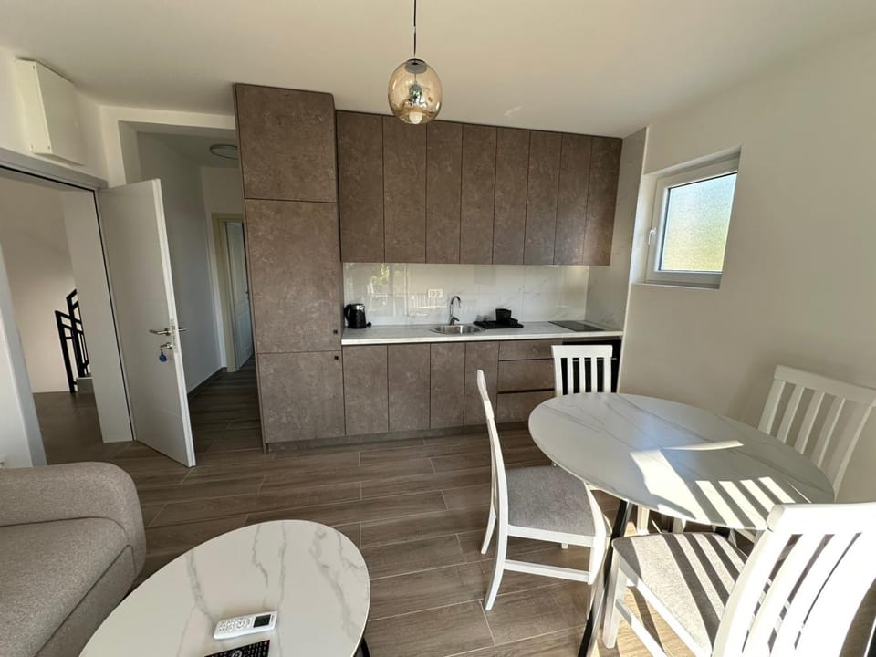 Apartmani Aki 6 Apartment in Montenegro