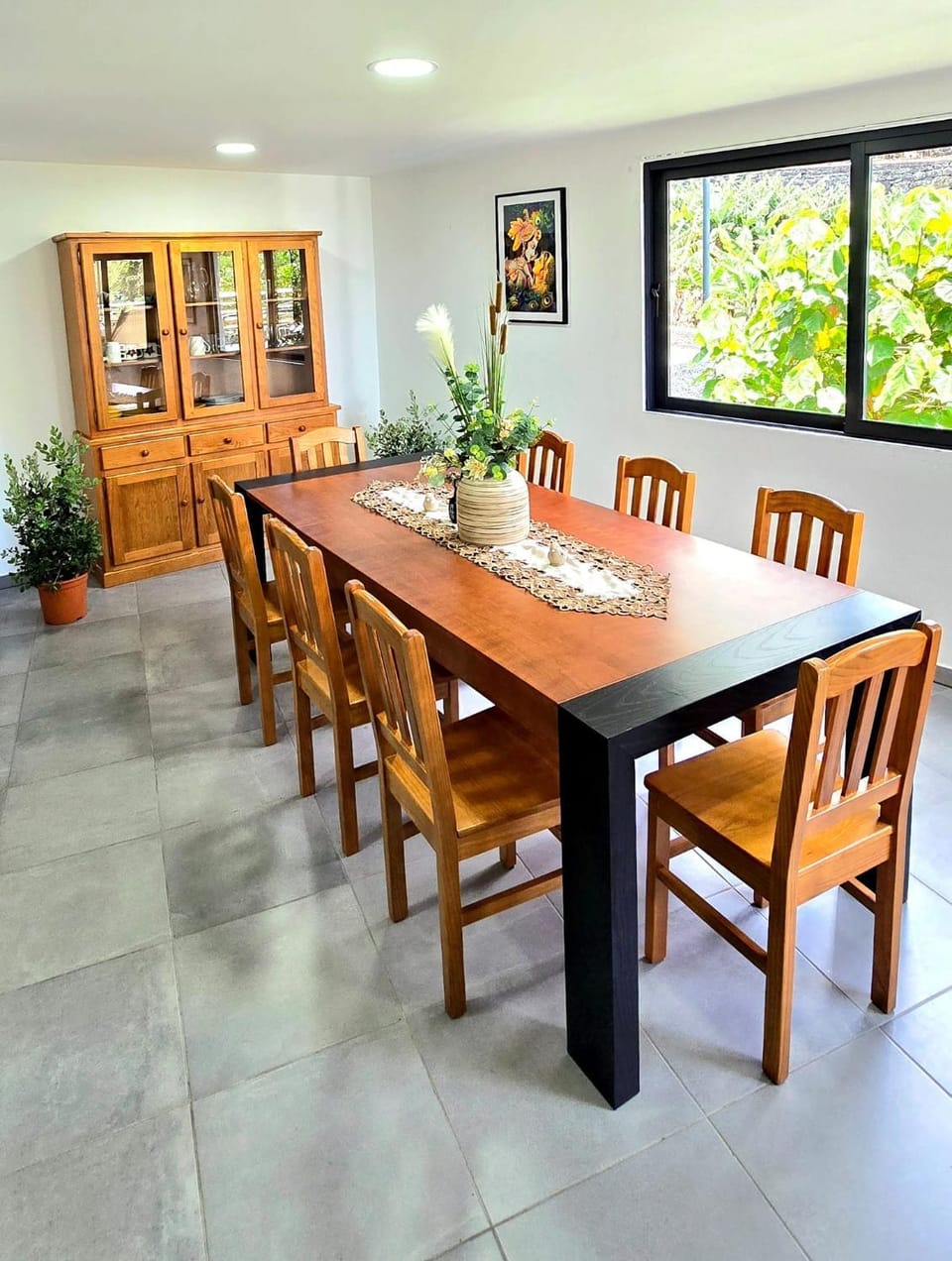 Seating area, Dining area