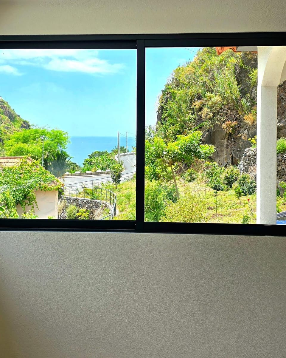 Spring, Day, Mountain view, Sea view