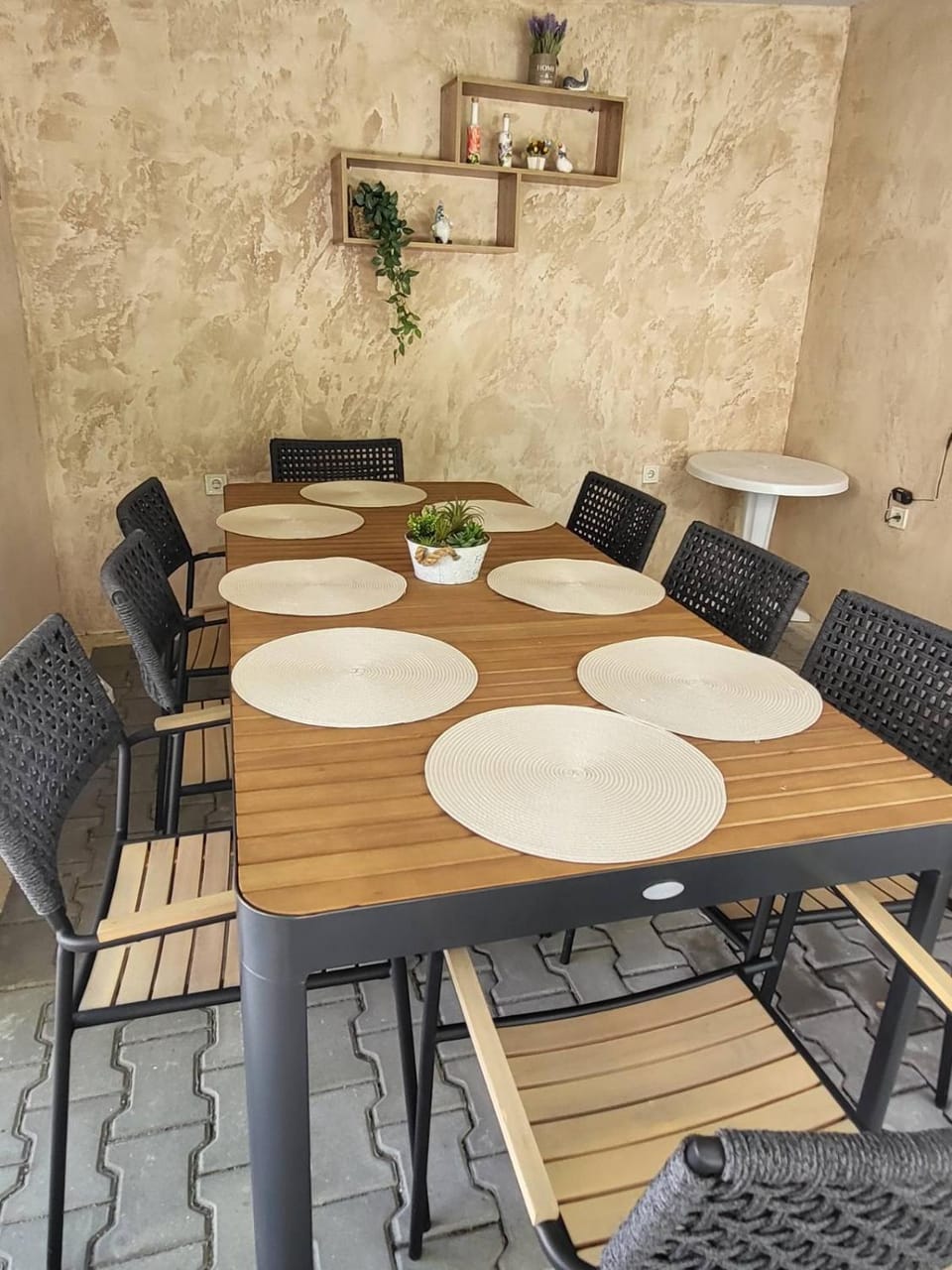 BBQ facilities, Garden