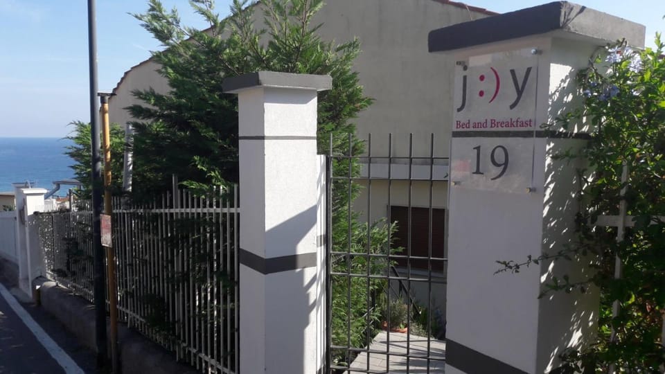 Property building, Day, Natural landscape, Sea view