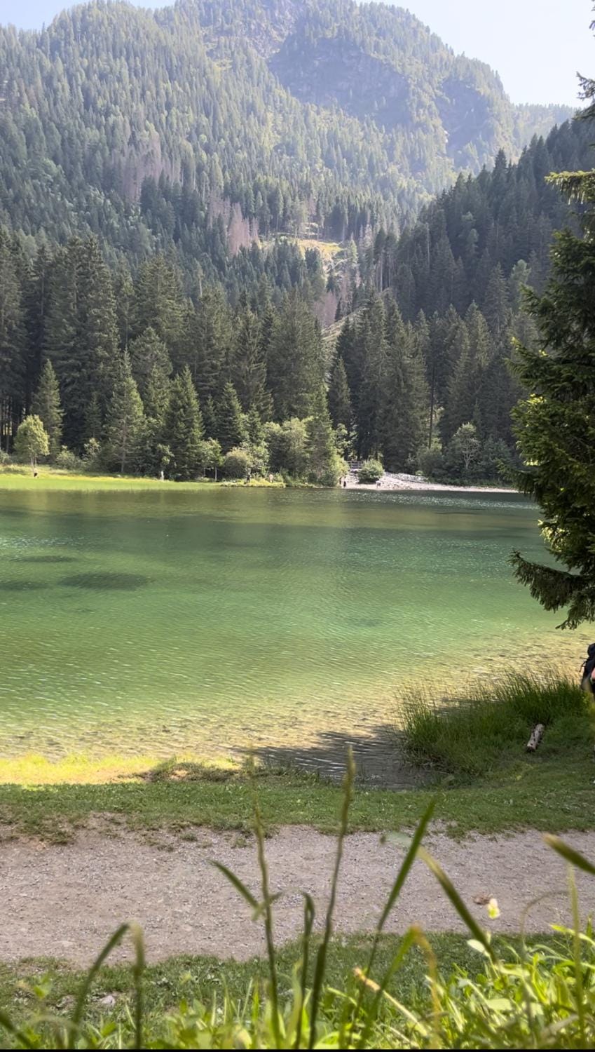 Nearby landmark, Natural landscape