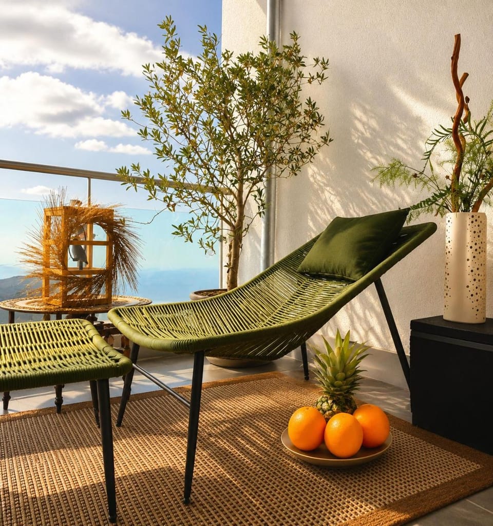 Balcony/Terrace, Seating area, sunbed