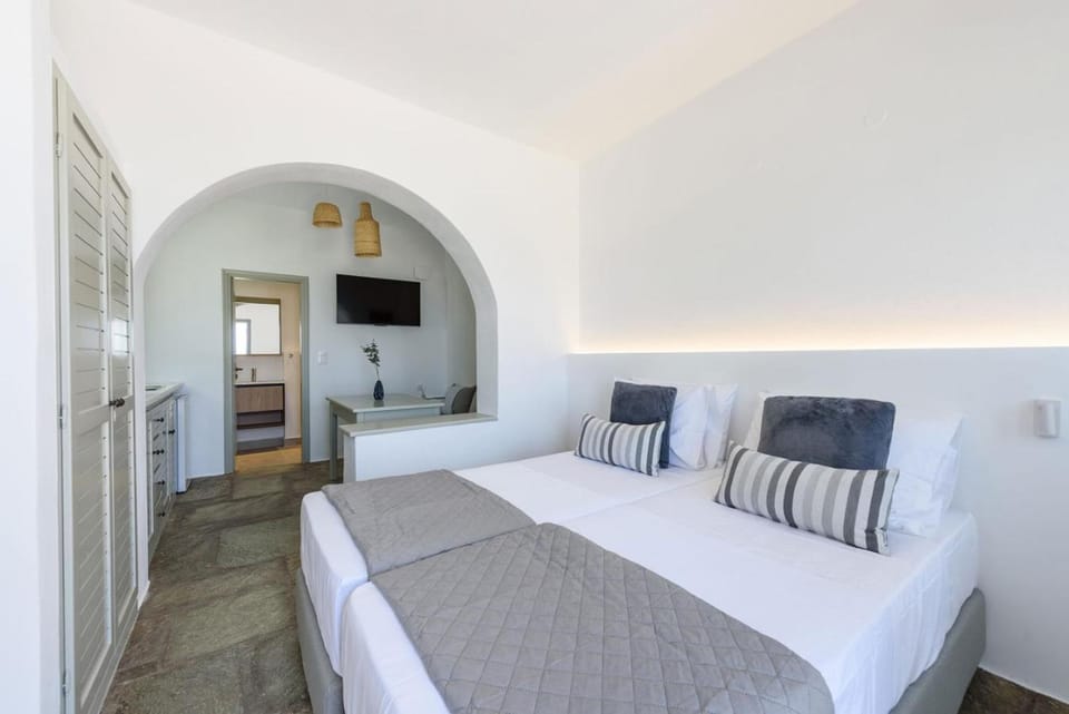 Phaedrus Living Paros Cycladic Residences 4 Apartment in Decentralized Administration of the Aegean