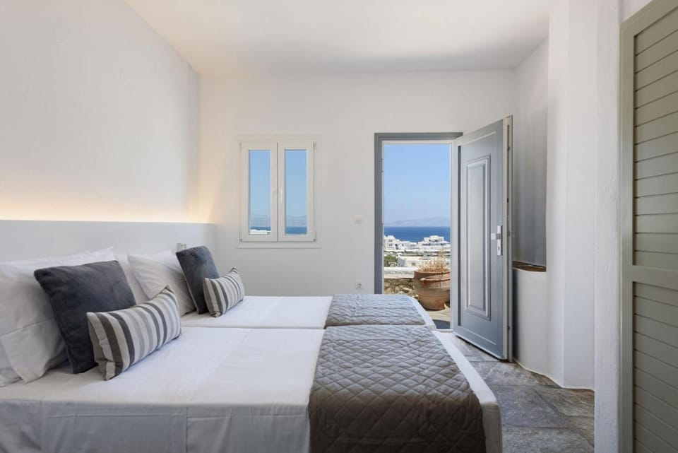 Phaedrus Living Paros Cycladic Residences 4 Apartment in Decentralized Administration of the Aegean