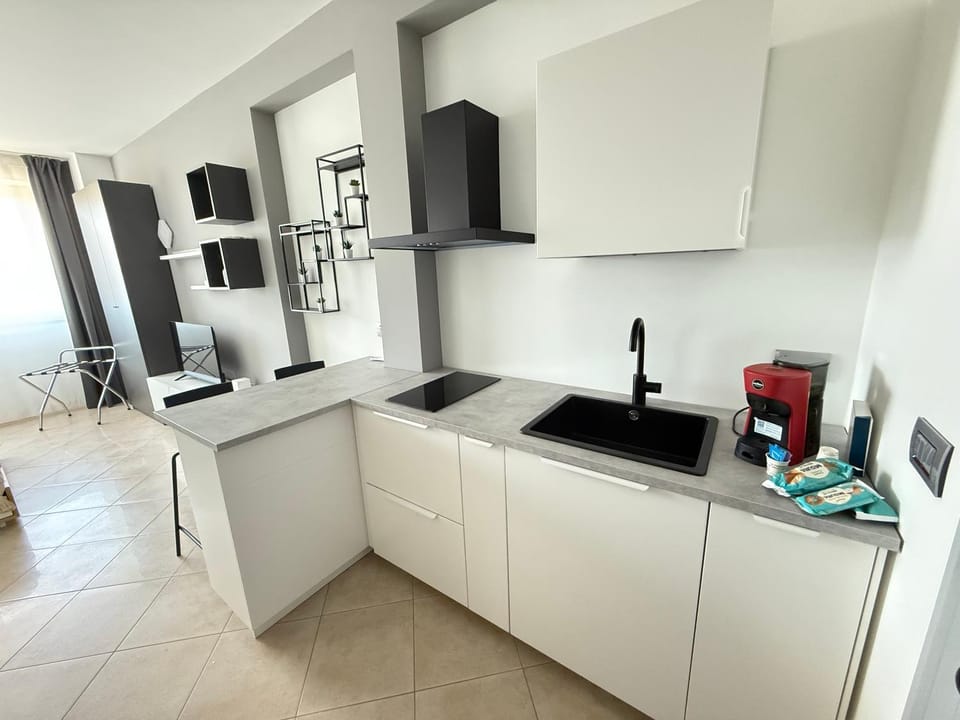 Kitchen or kitchenette