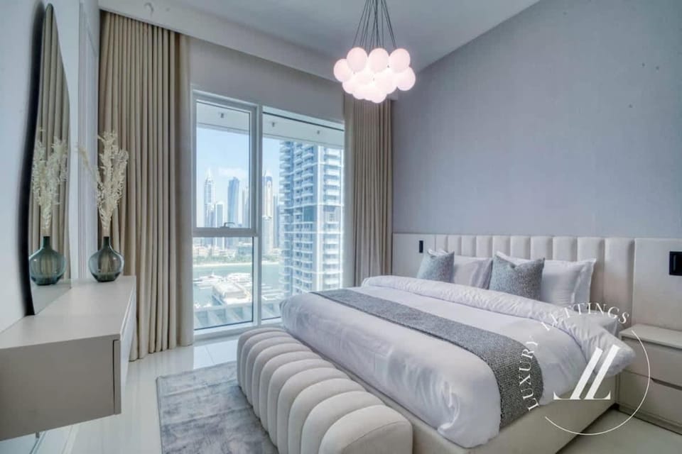 Grand Bleu Tower 2 - 1 BDR with Beachfront Views House in Dubai