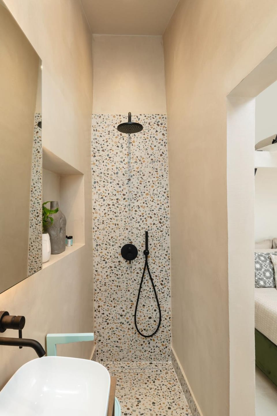 Old Town Apt, Balcony, brand new, family, central Apartment in Chania