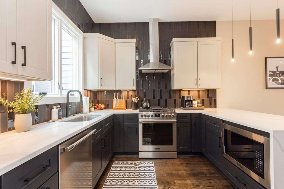 Brand New Elegance Rooftop Views of Nashville House in Nashville
