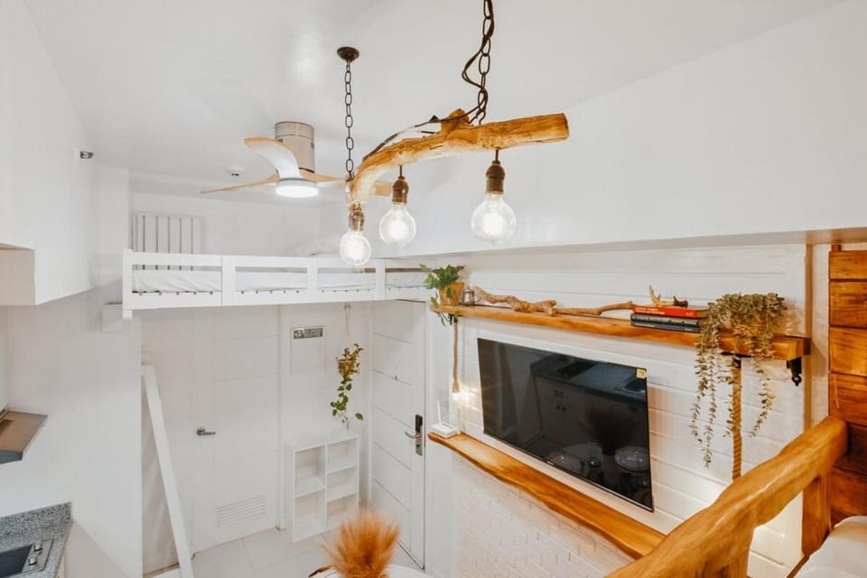 CABIN STUDIO in KL TOWER, Greenbelt, Makati! Max Capacity 6 pax! Cabin in Pasay