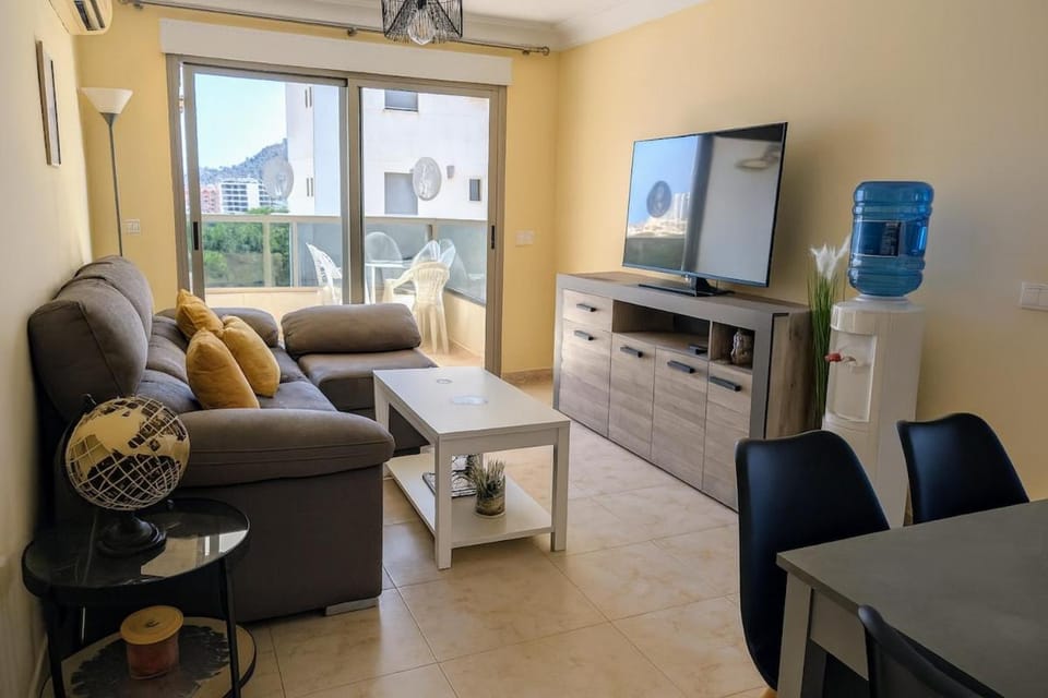 Apartamento con piscina de verano e invierno Apartment in Marina Baixa