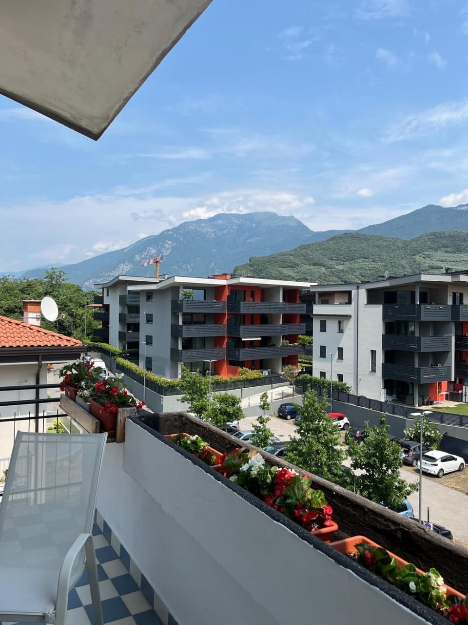 Property building, View (from property/room), Balcony/Terrace, City view, Mountain view